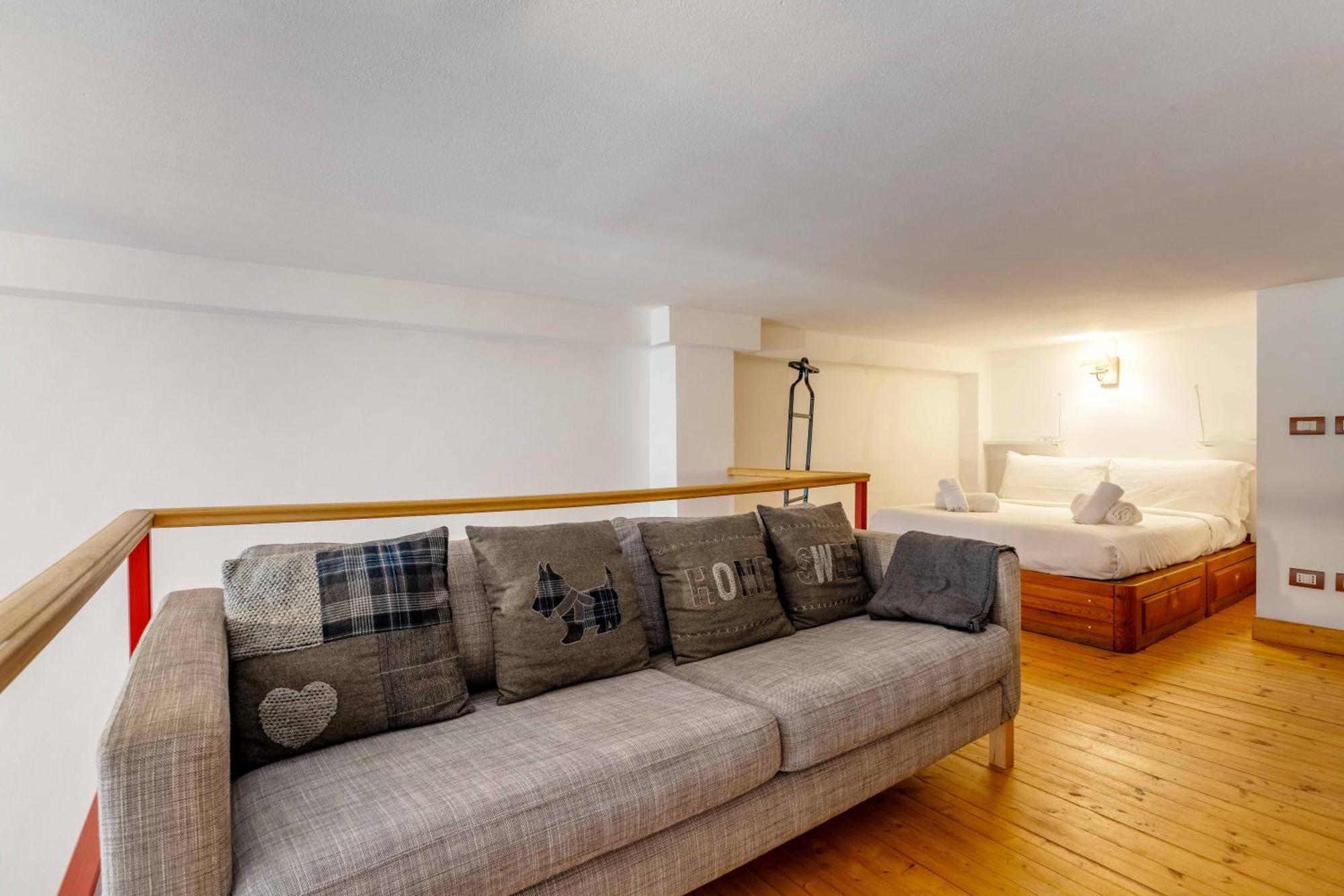 One Bedroom Apartment With Terrace Near Duomo 米兰 外观 照片